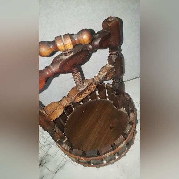 Wooden Wishing Well Nutcracker w/ basket - Picture 2 of 3